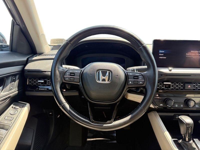 Honda Accord photo 13