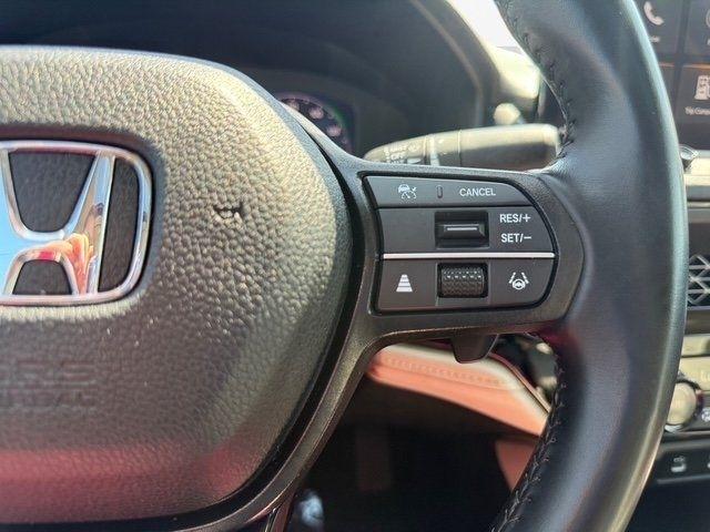 Honda Accord photo 16