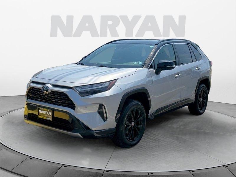 Toyota RAV4 photo 4