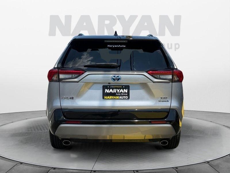 Toyota RAV4 photo 6
