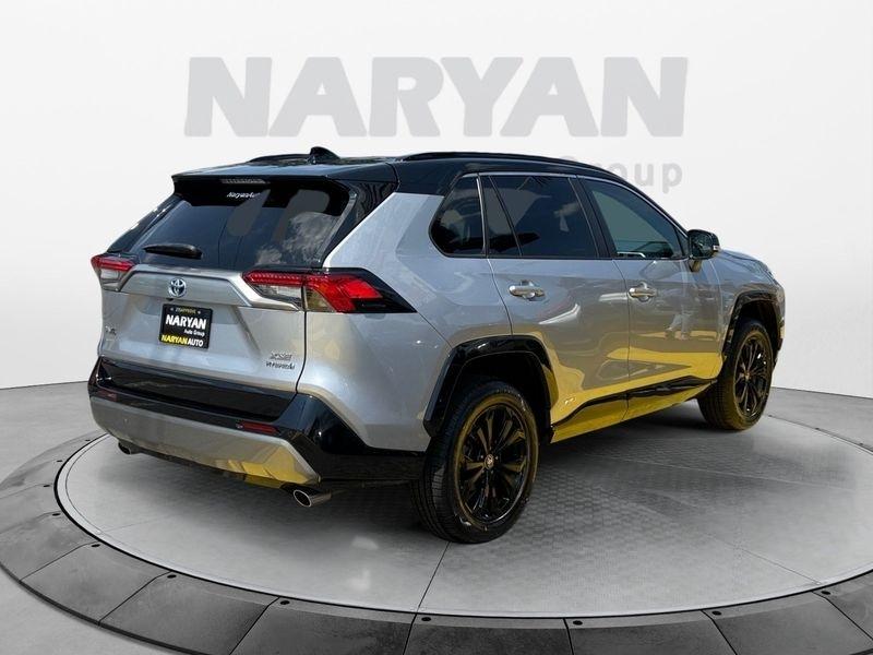 Toyota RAV4 photo 7