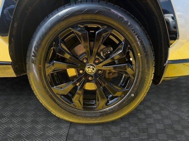 Toyota RAV4 photo 8