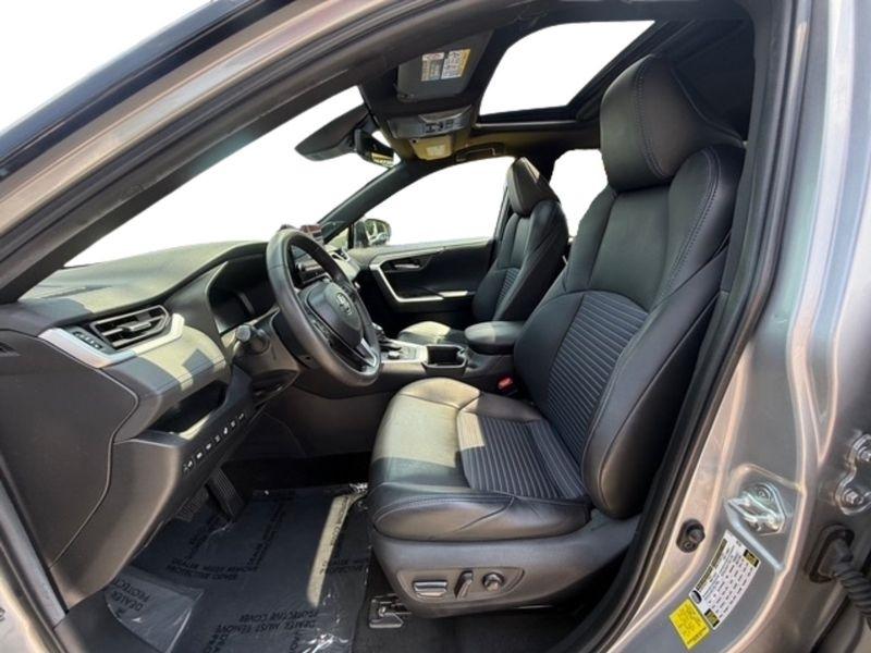Toyota RAV4 photo 12