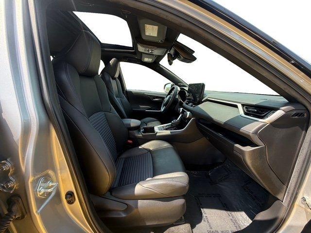 Toyota RAV4 photo 13