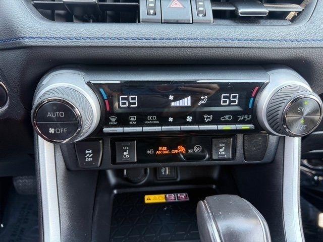 Toyota RAV4 photo 19