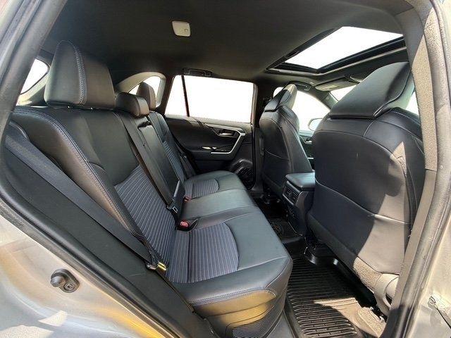 Toyota RAV4 photo 21