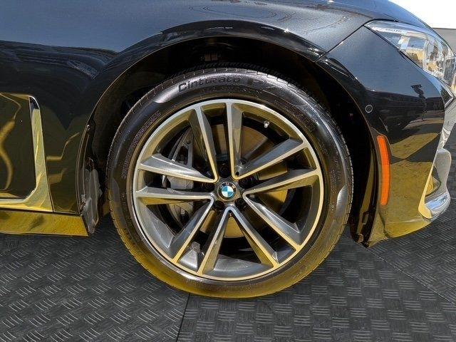 BMW 750Li photo 8