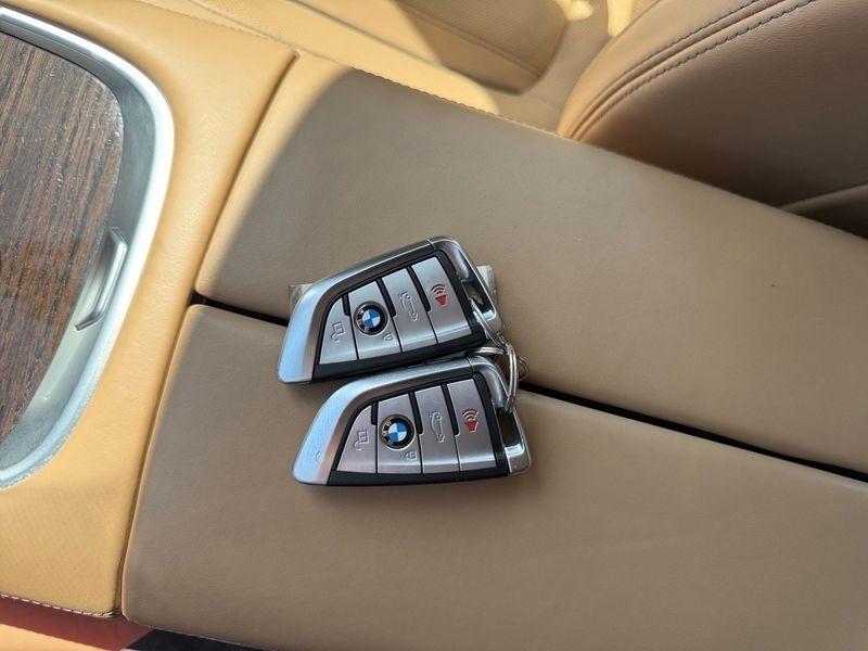 BMW 750Li photo 25