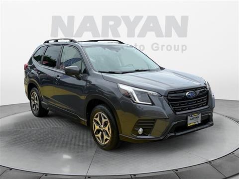 2023 Subaru Forester Premium CVT