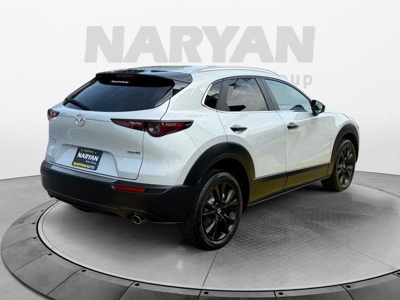 Mazda CX-30 photo 7