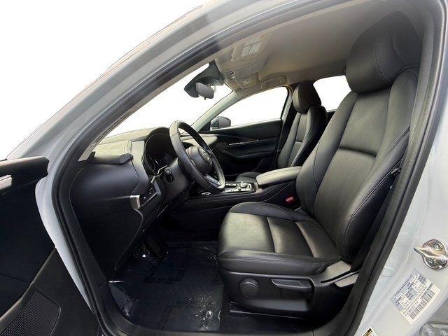 Mazda CX-30 photo 10