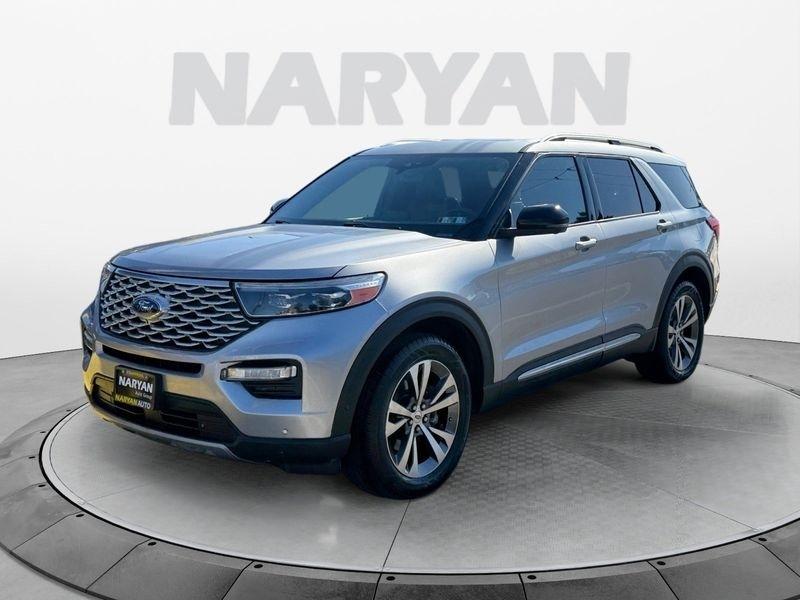 Ford Explorer photo 4