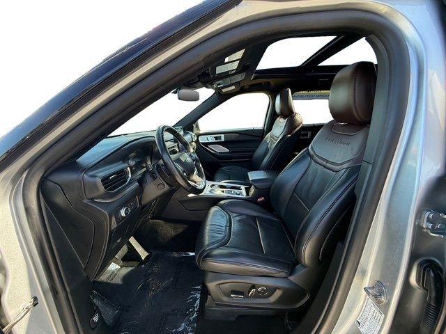 Ford Explorer photo 10