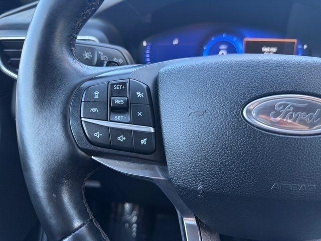 Ford Explorer photo 14