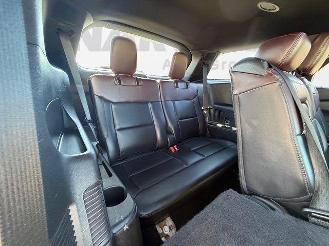Ford Explorer photo 24