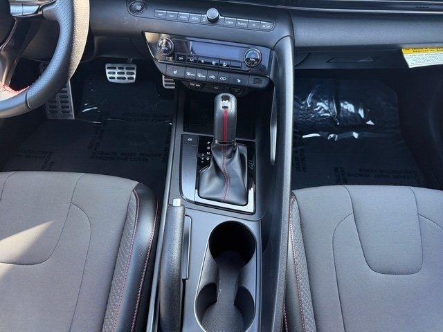 Hyundai Elantra photo 23