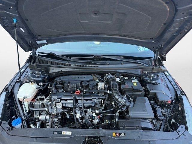 Hyundai Elantra photo 26