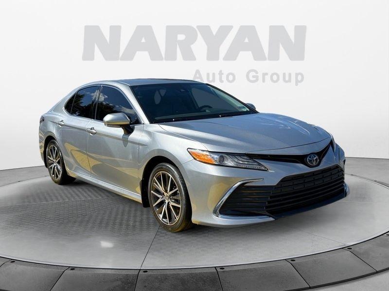 2022 Toyota Camry Hybrid XLE CVT (Natl)