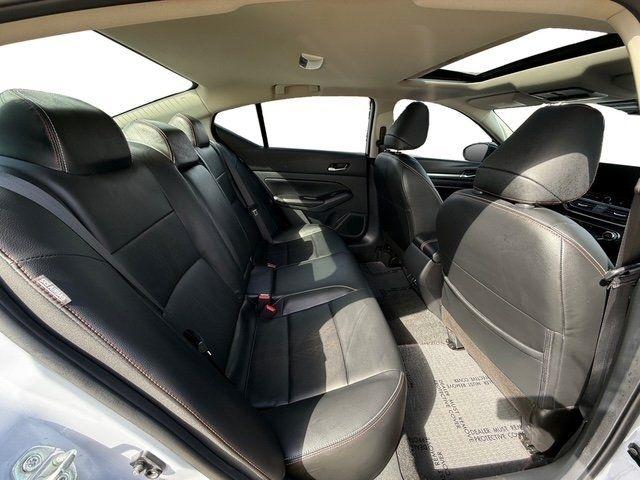 Nissan Altima photo 19