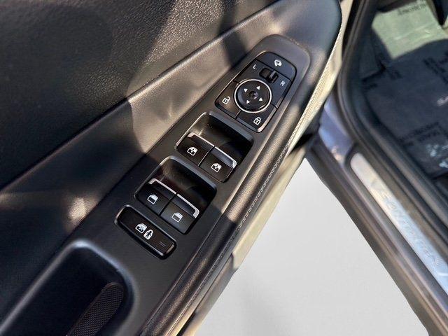Hyundai Santa Fe photo 9