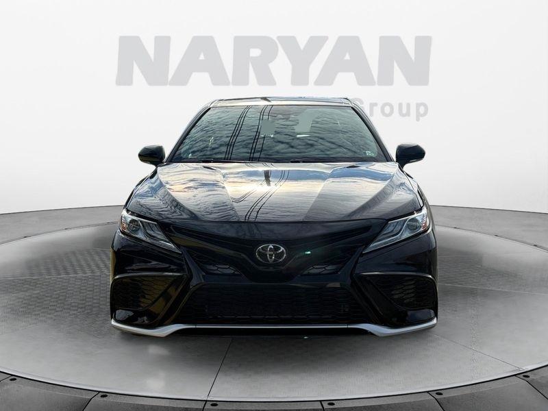 Toyota Camry photo 3