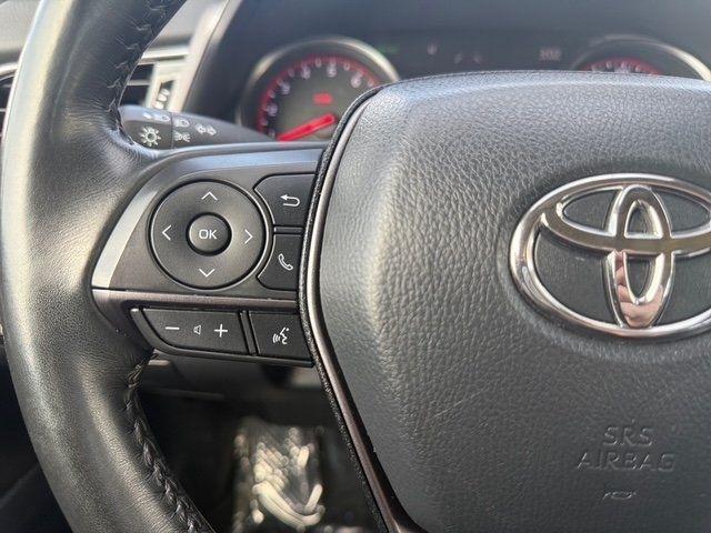 Toyota Camry photo 14