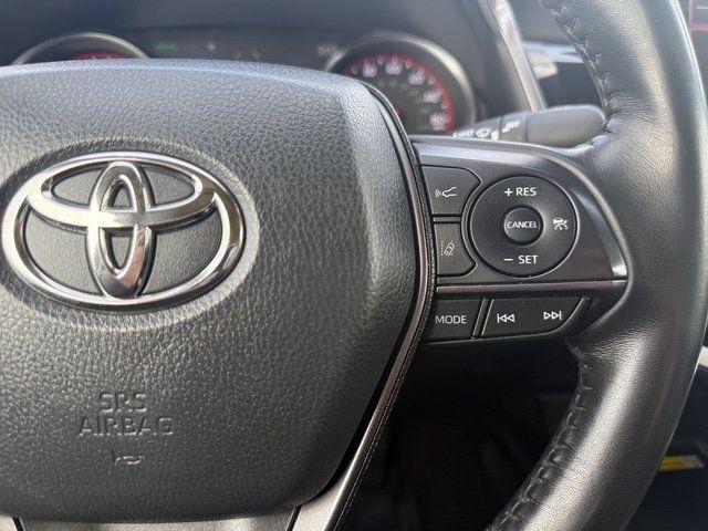 Toyota Camry photo 15