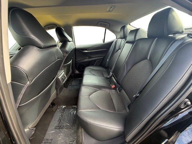 Toyota Camry photo 19