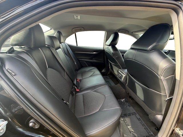 Toyota Camry photo 20