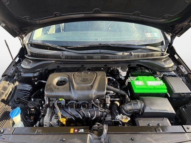 Hyundai Accent photo 24