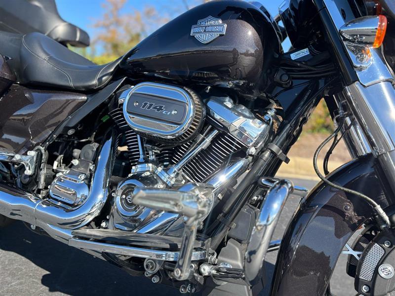 Harley-Davidson FLHXS  2021
