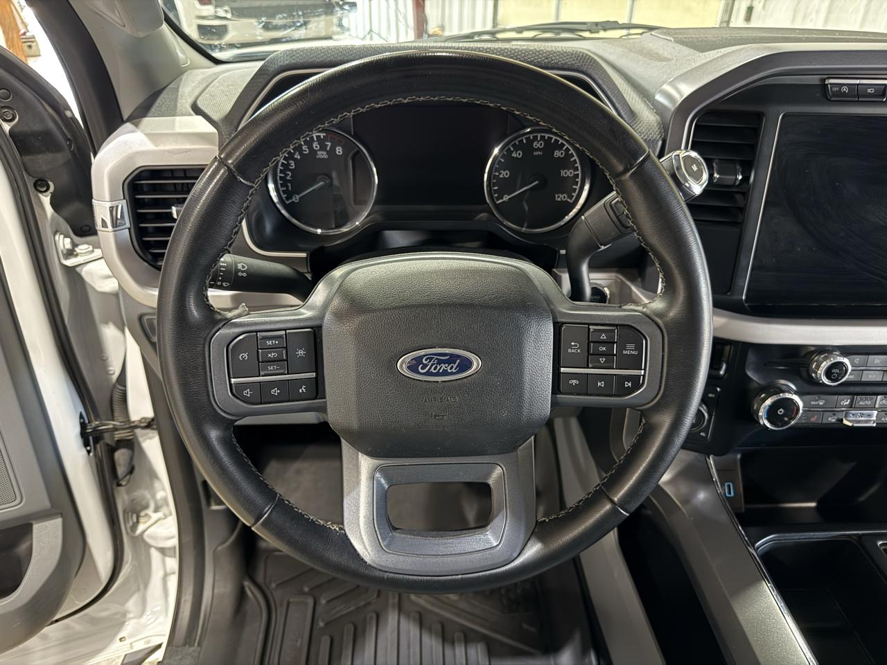 Ford F-150 photo 14