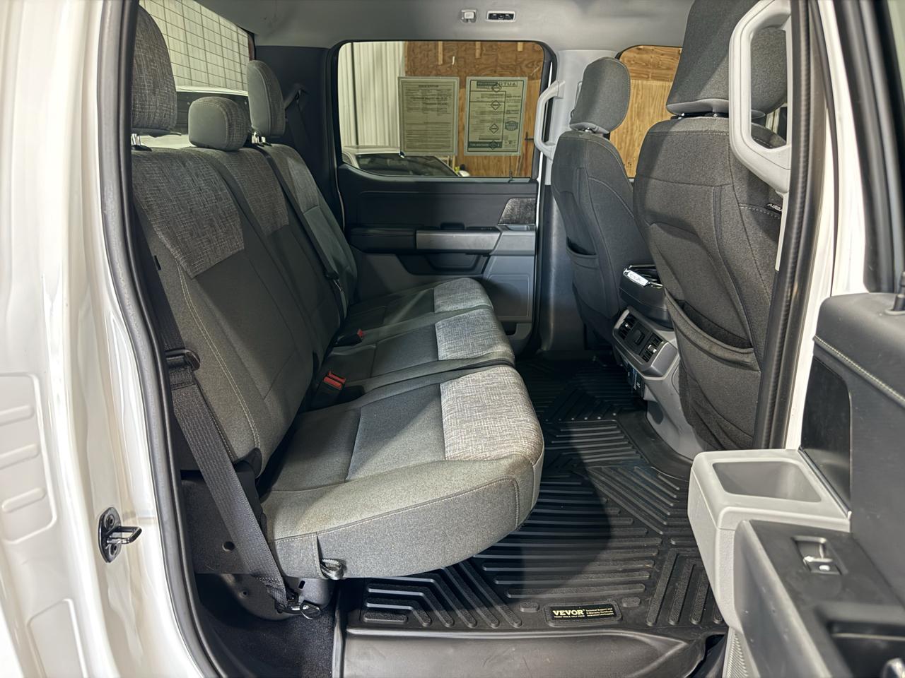 Ford F-150 photo 18