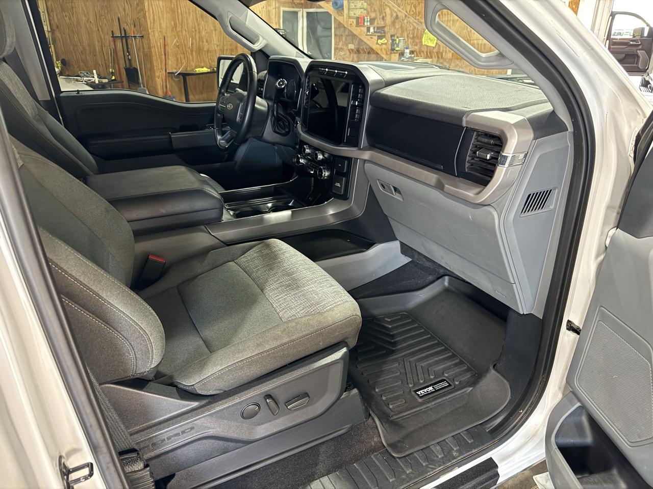 Ford F-150 photo 21