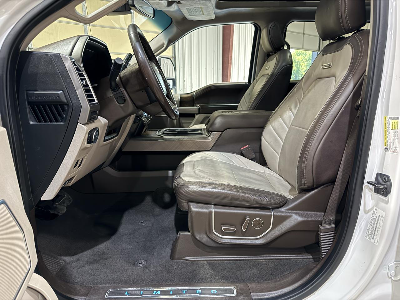 Ford F-250 photo 13