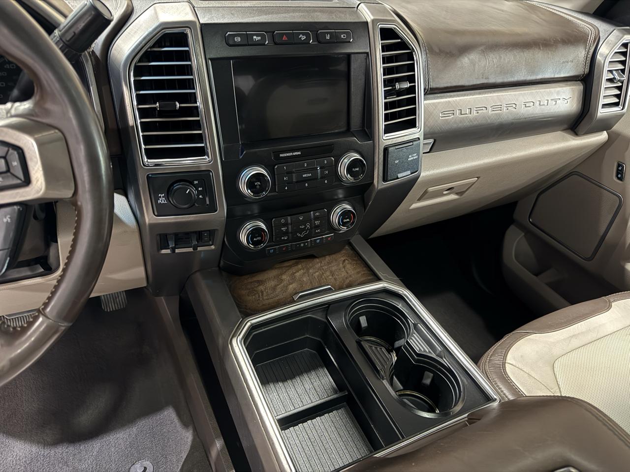 Ford F-250 photo 16