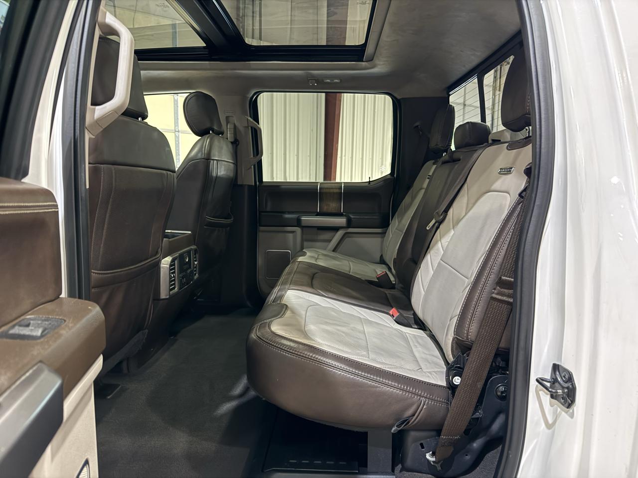 Ford F-250 photo 19
