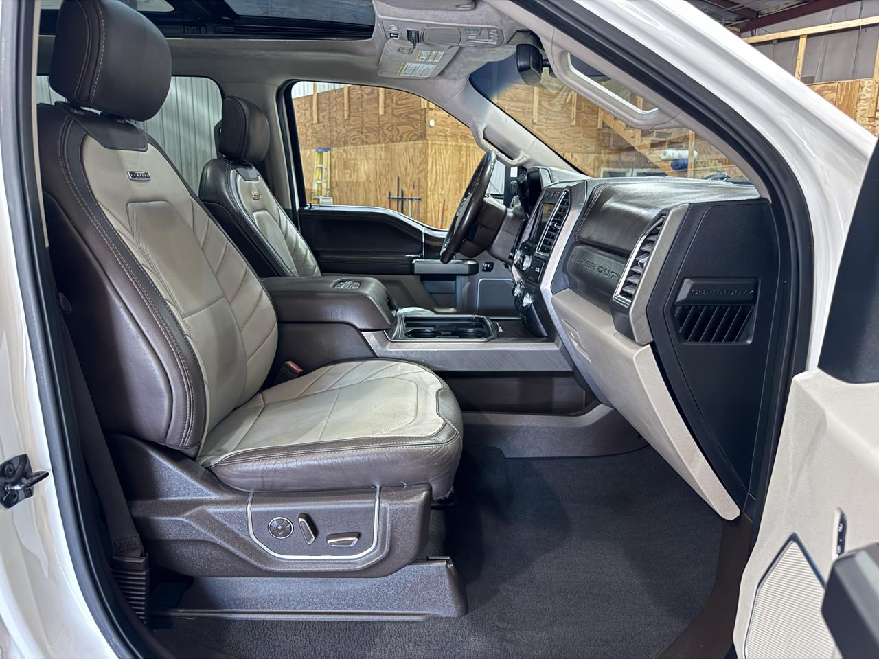 Ford F-250 photo 21