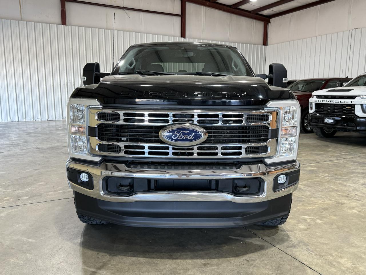 Ford F-250 photo 8