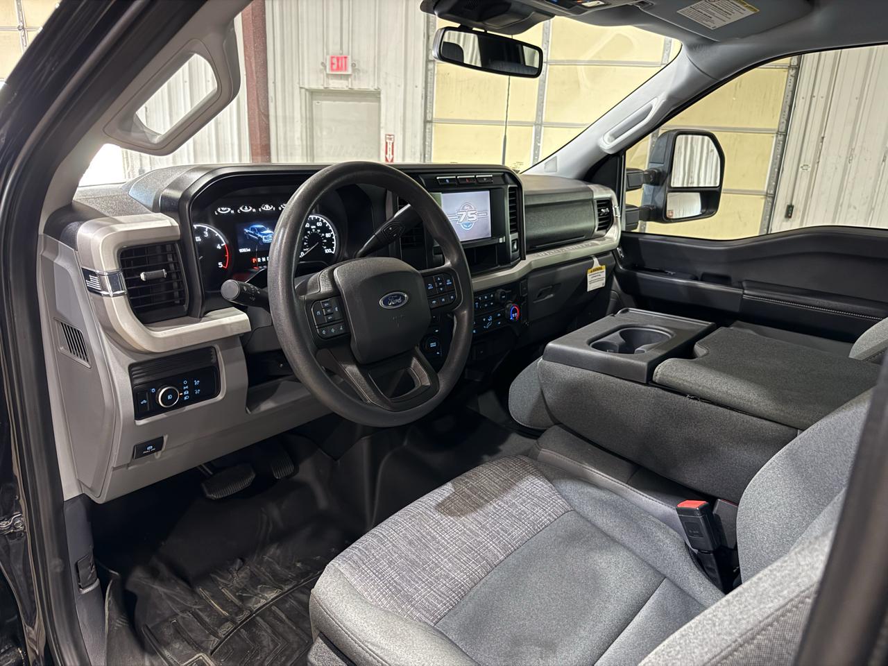 Ford F-250 photo 12
