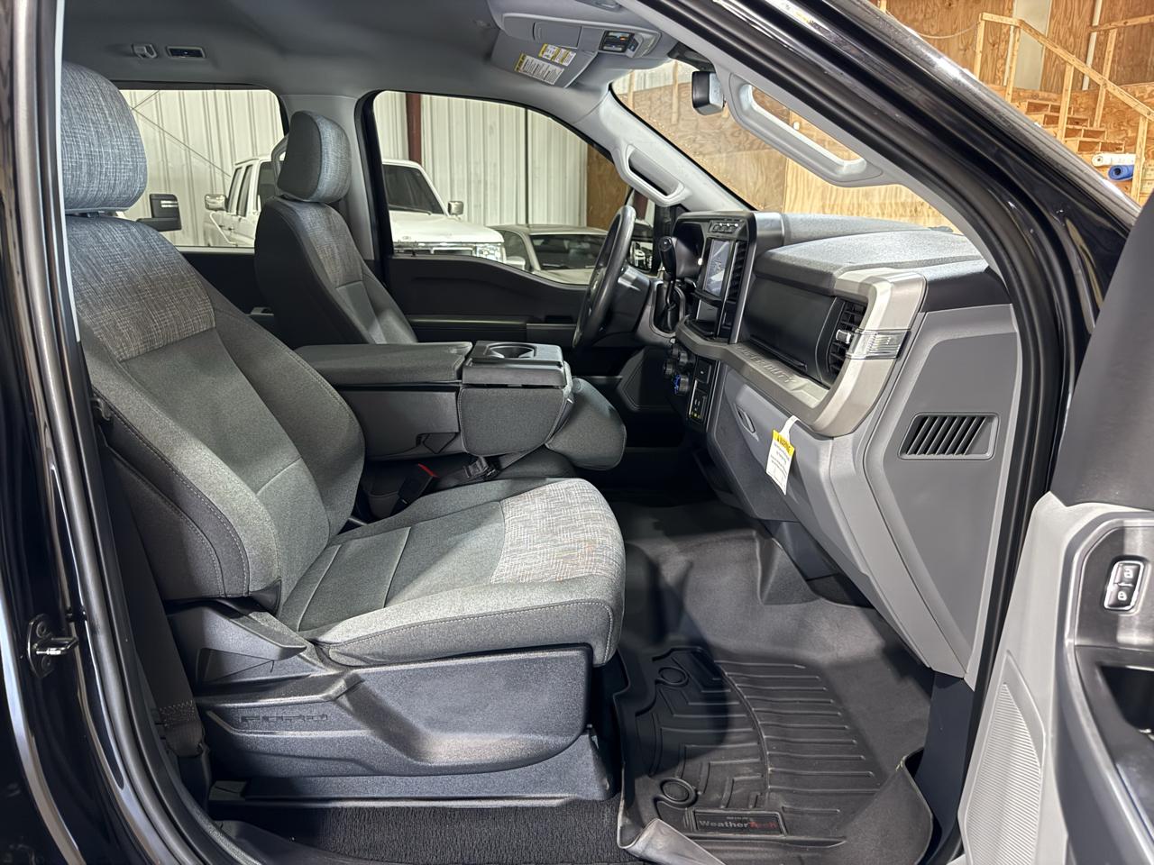 Ford F-250 photo 18