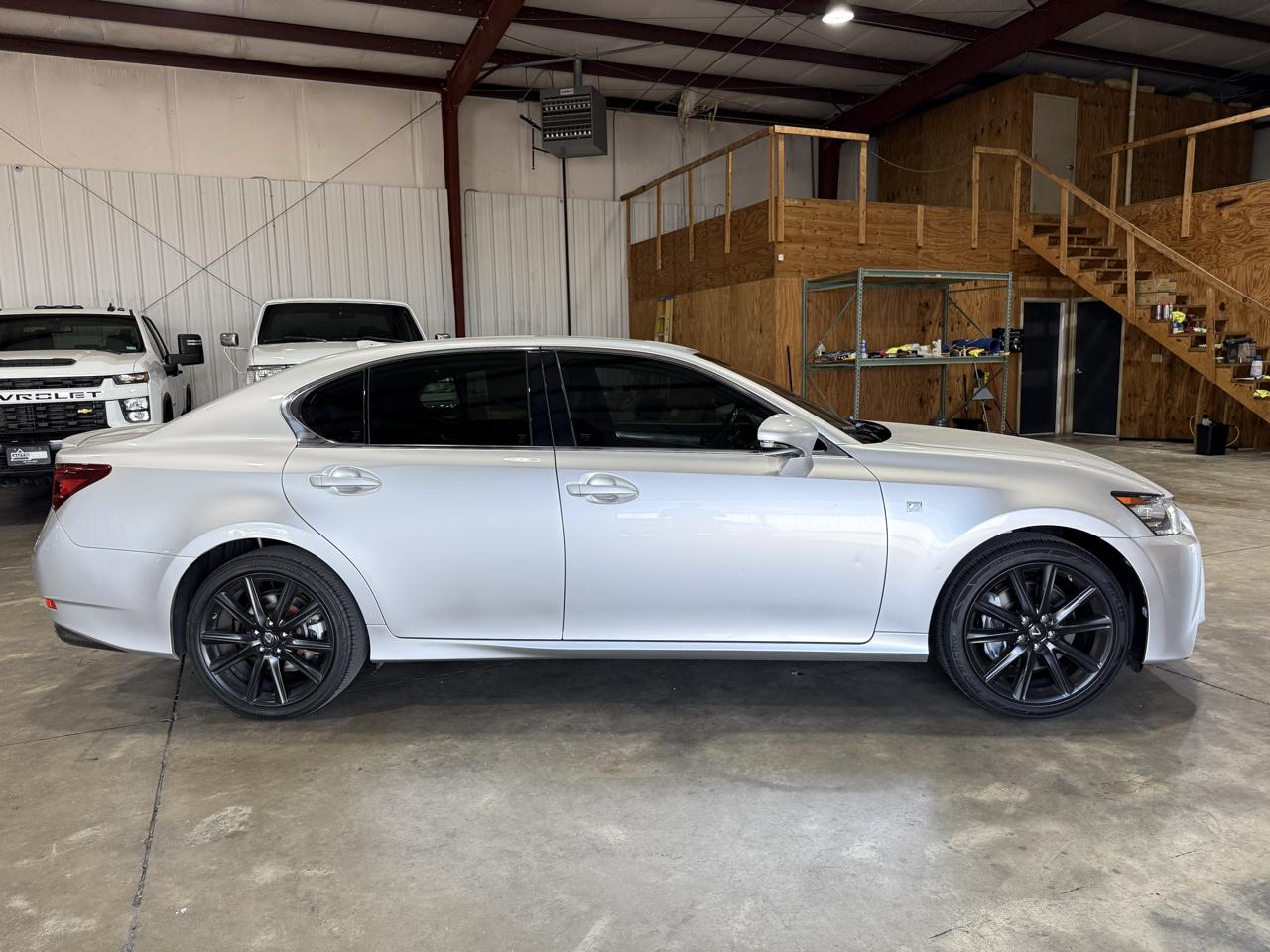 Lexus GS photo 7