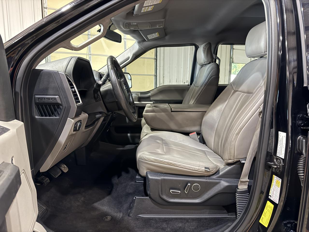 Ford F-150 photo 11