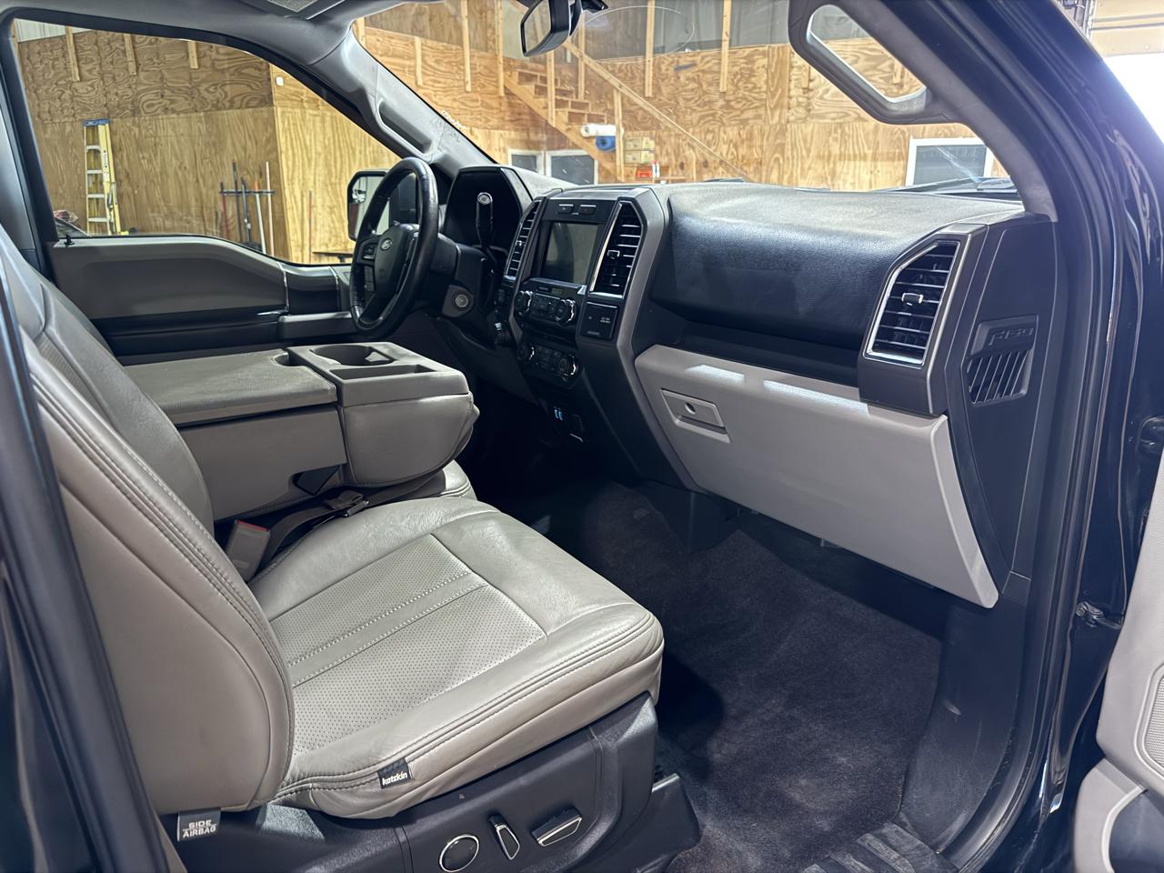 Ford F-150 photo 16