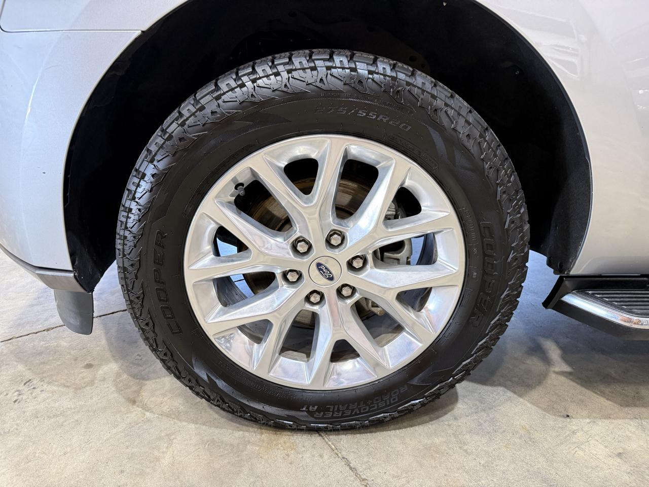 Ford Expedition photo 9
