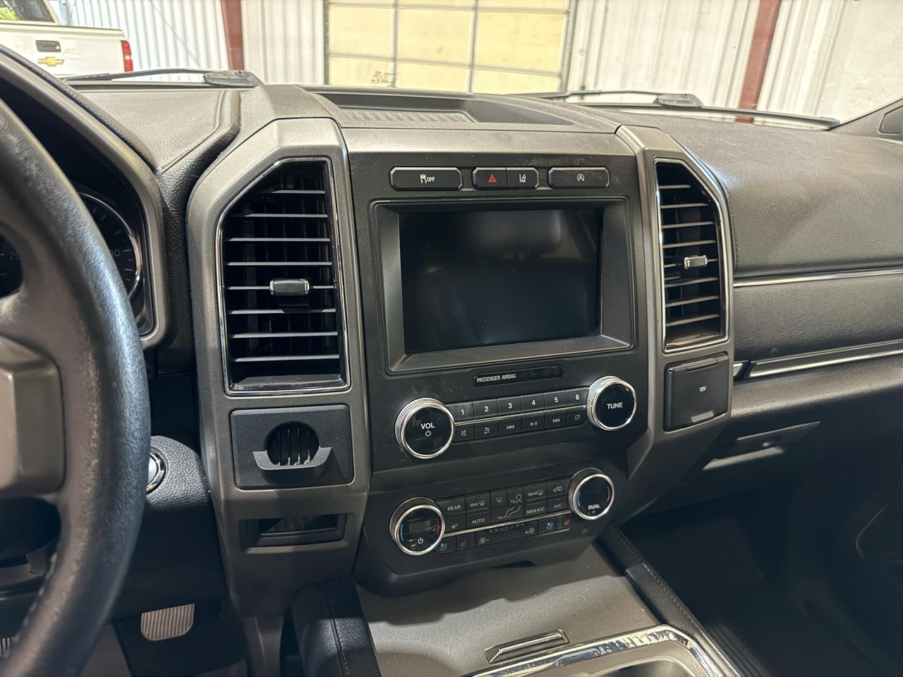 Ford Expedition photo 15