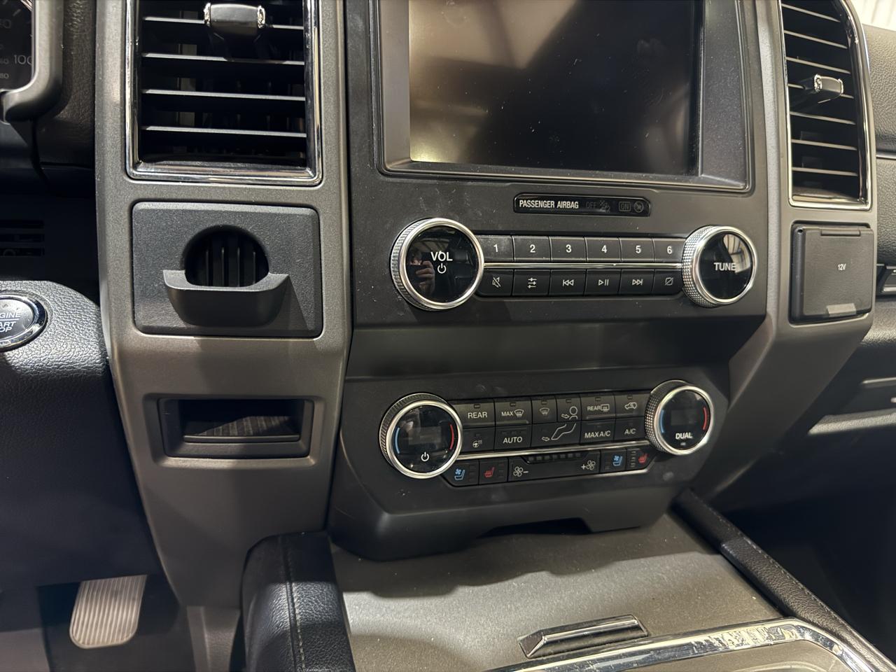Ford Expedition photo 16