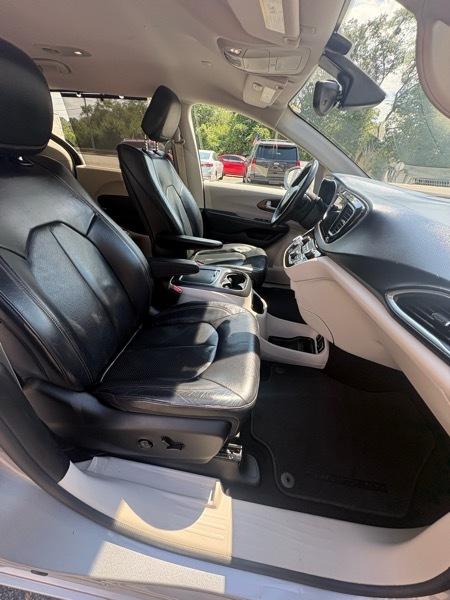 Chrysler Pacifica  2017