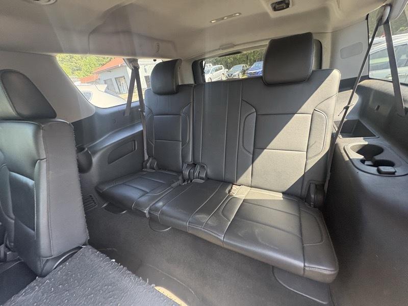 Chevrolet Suburban  2017