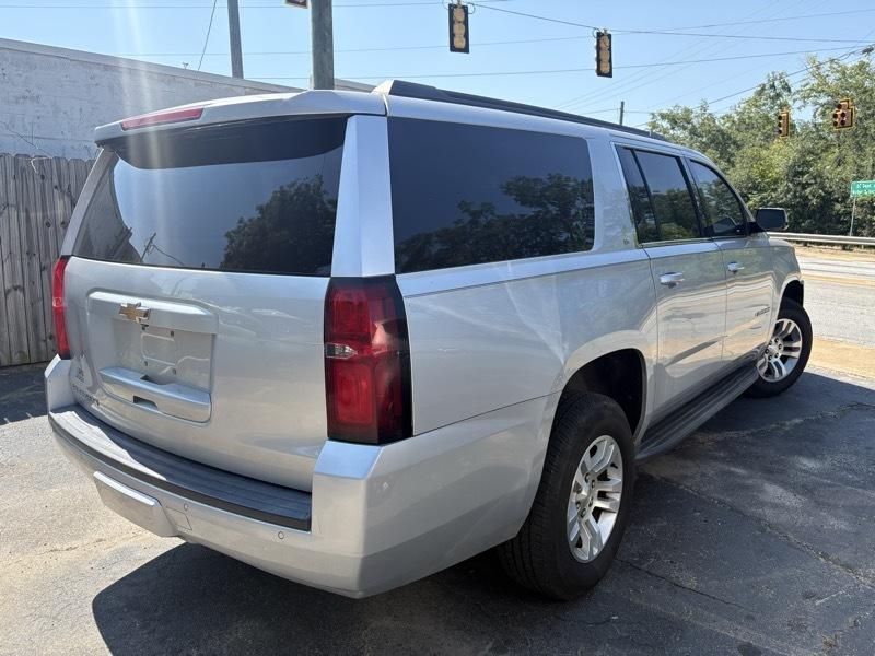 Chevrolet Suburban  2017